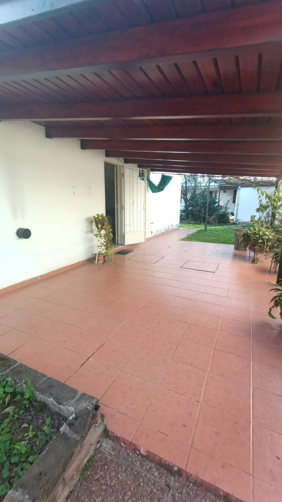 B° Jardín Claret Casa 2 Dormitorios  Cochera  + Depto Oportunidad!!