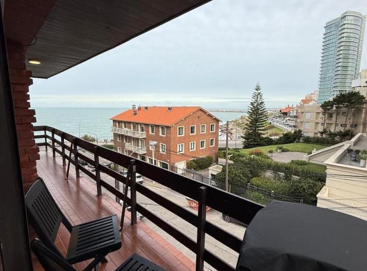 Departamento · 72m² · 2 Ambientes · 1 Cochera