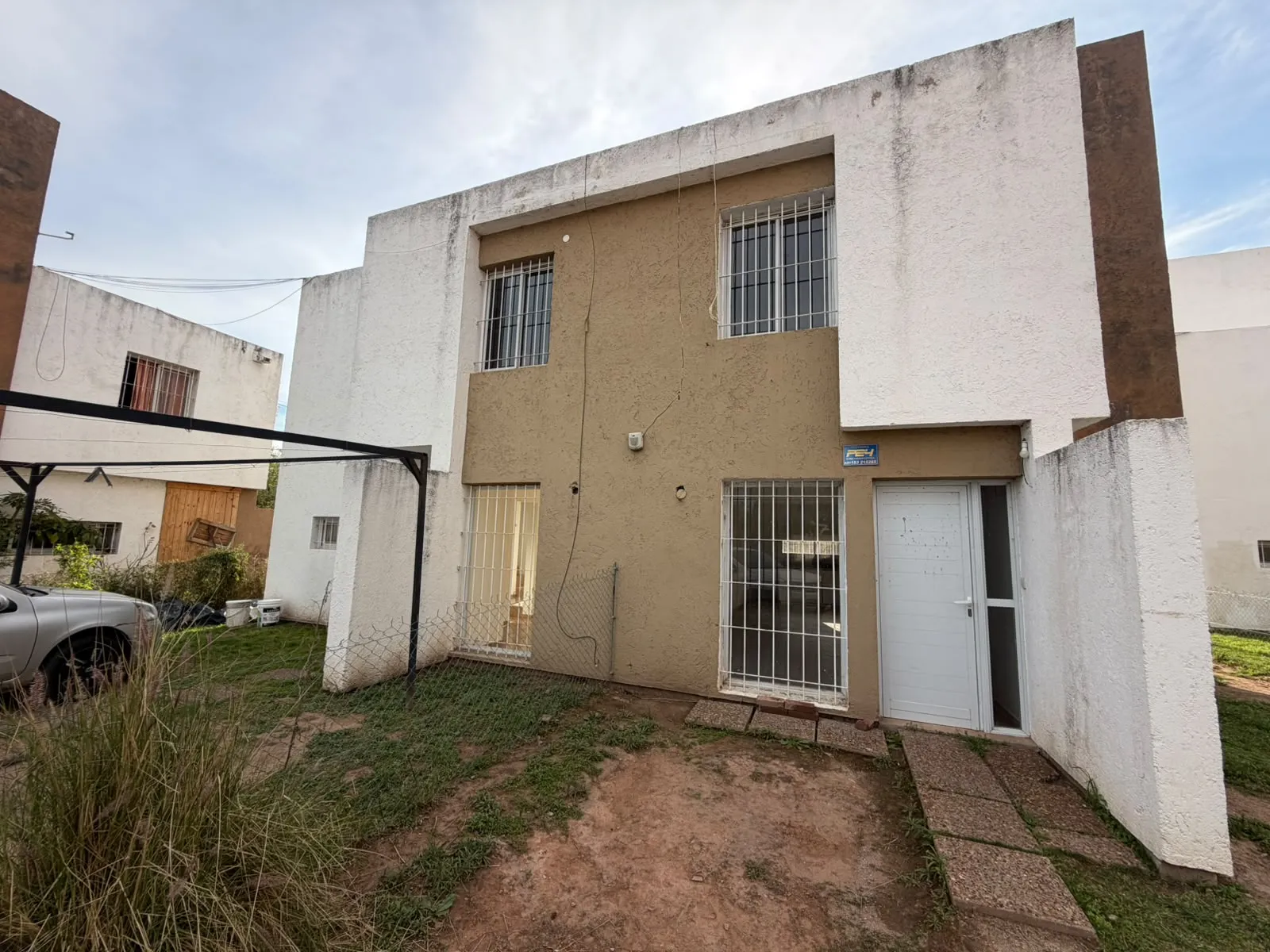 ALQUILER HOUSING 2 DORM B° ARGUELLO NORTE