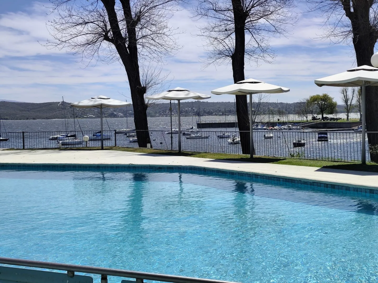 Bahía Escondida - 2 Dorm. + Vista al Lago + Costa Propia + Cochera en Carlos Paz
