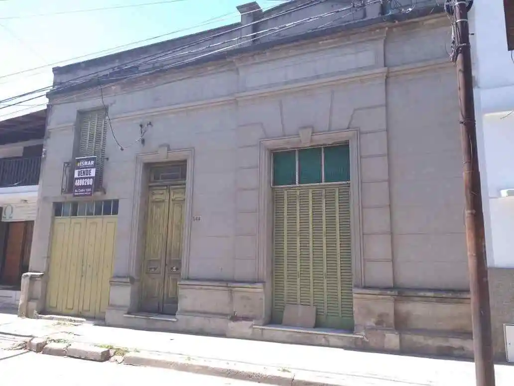 Alberdi Hualfin 300 terreno 10 x 47 construcción antigua