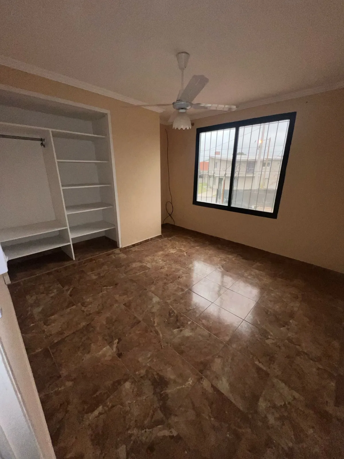Casa en venta 4 dormitorios B° Santa Isabel II