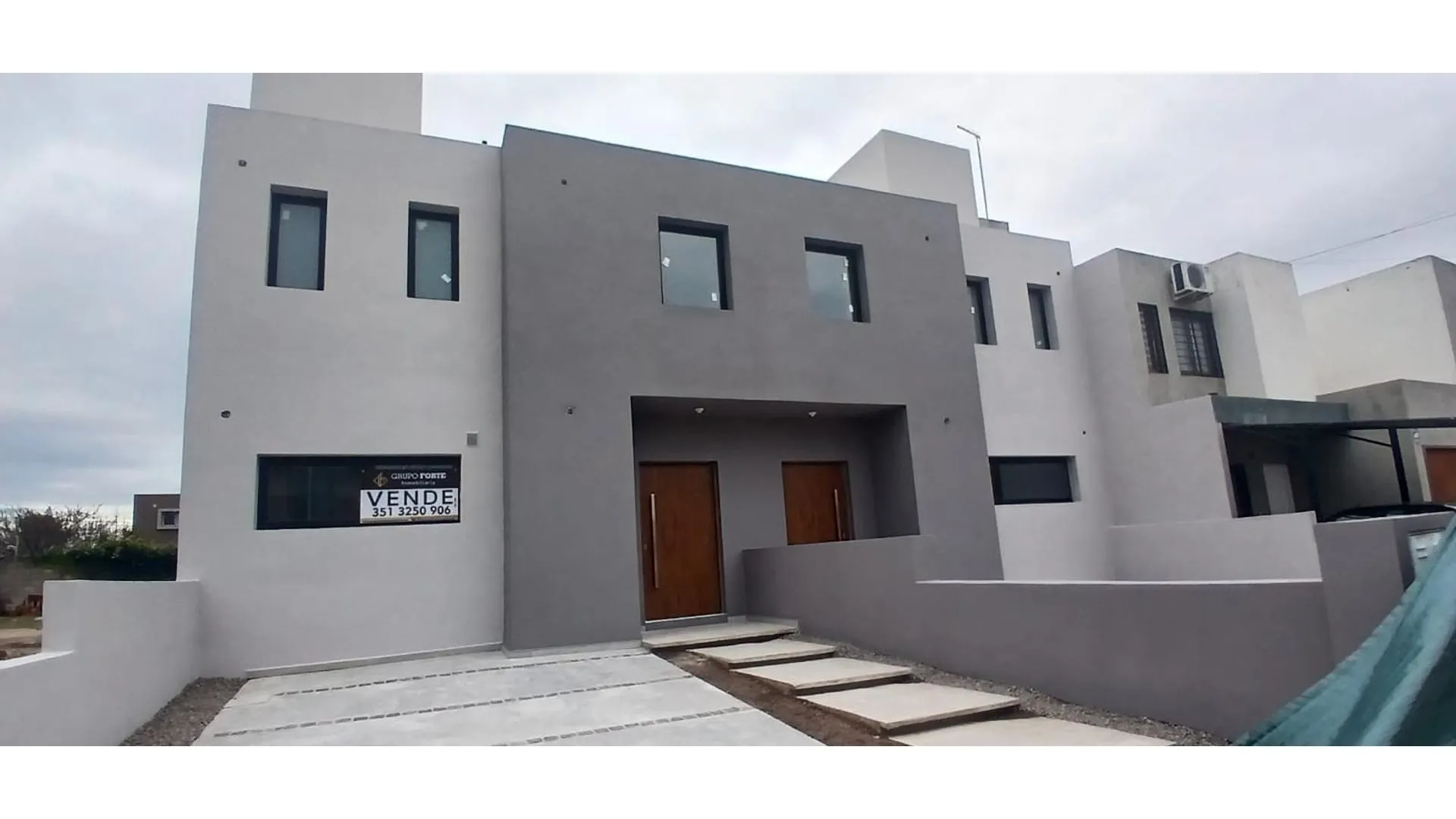 DUPLEX EN VENTA- NUEVO URCA