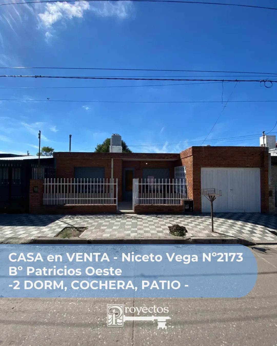 CASA en VENTA BºPATRICIOS OESTE  - 2 DORM - COCHERA - PATIO -.