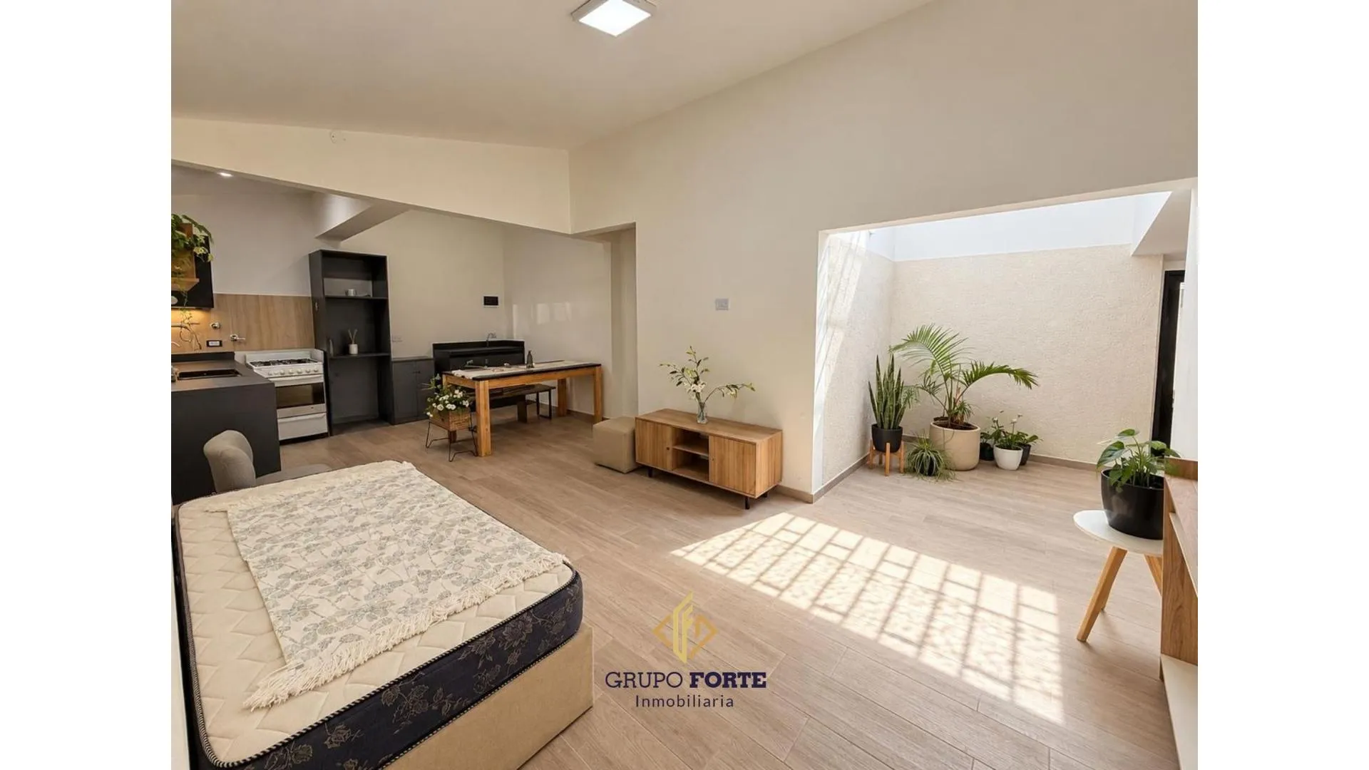 CASA PH REMODELADA  EN VENTA CERCA DEL CENTRO DE CARLOS PAZ