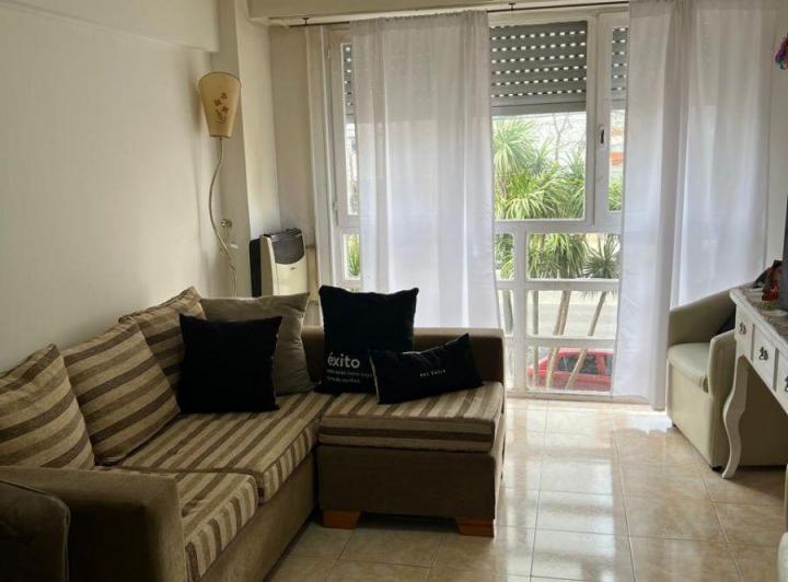 Departamento · 70m² · 4 Ambientes · 1 Cochera