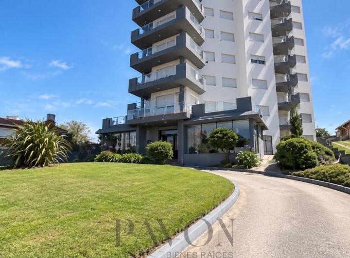 Departamento · 133m² · 5 Ambientes · 2 Cocheras