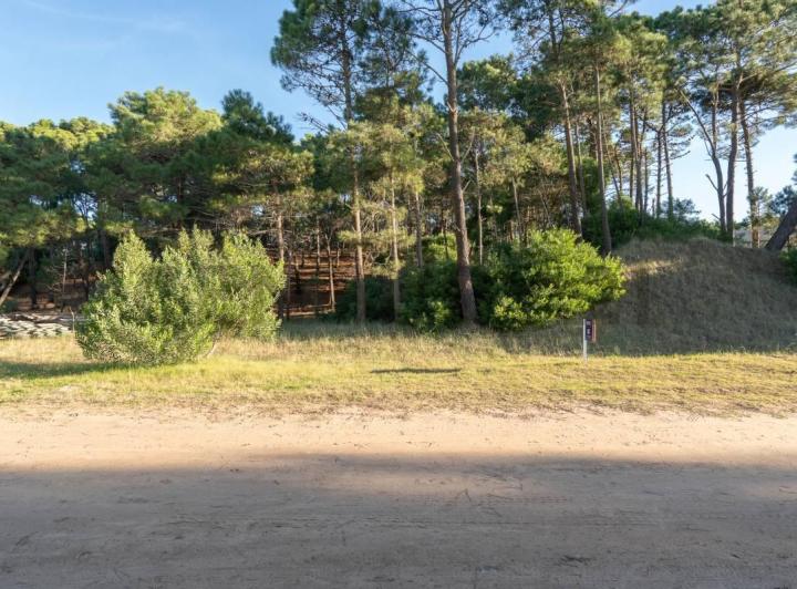 Terreno · 400m²