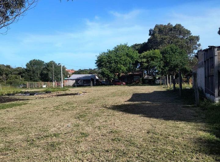 Terreno · 1605m²