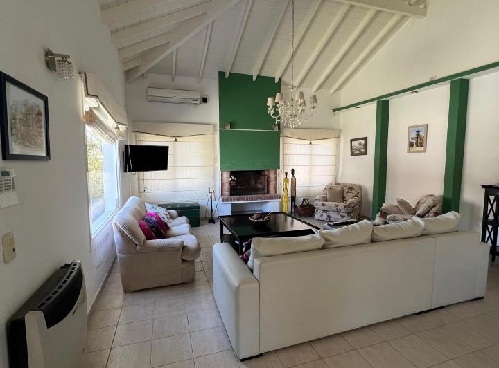Casa · 150m² · 6 Ambientes