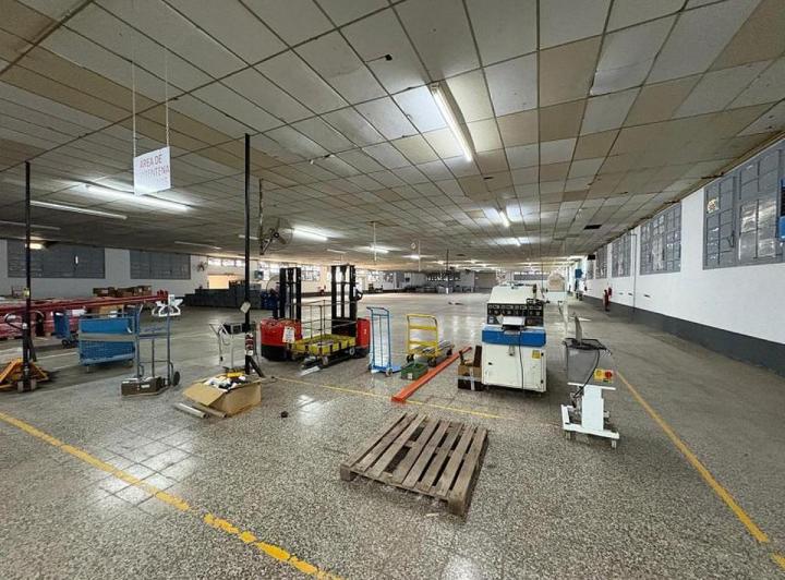 Depósito · 40034m²