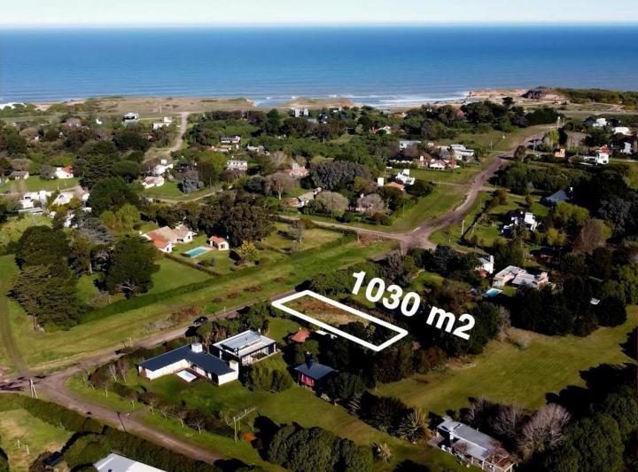 Terreno · 1026m²