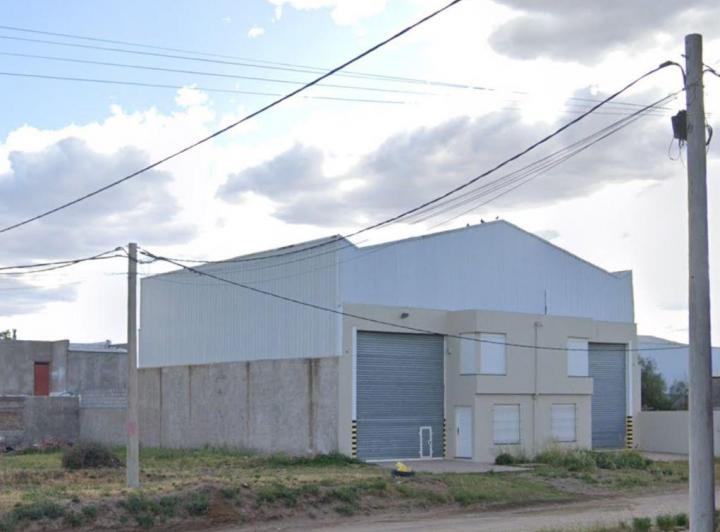 Bodega-Galpón · 320m² · 3 Ambientes