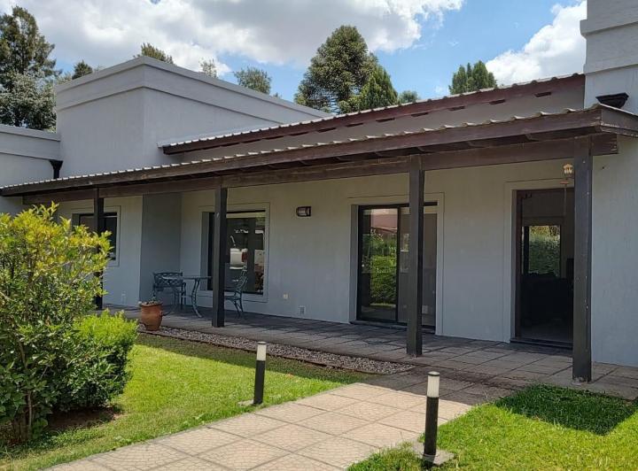 Casa · 200m² · 6 Ambientes