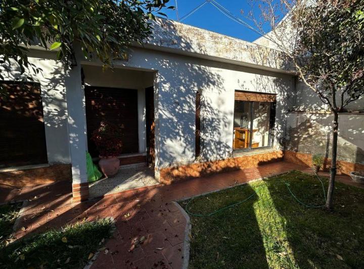Casa · 120m² · 4 Ambientes · 1 Cochera