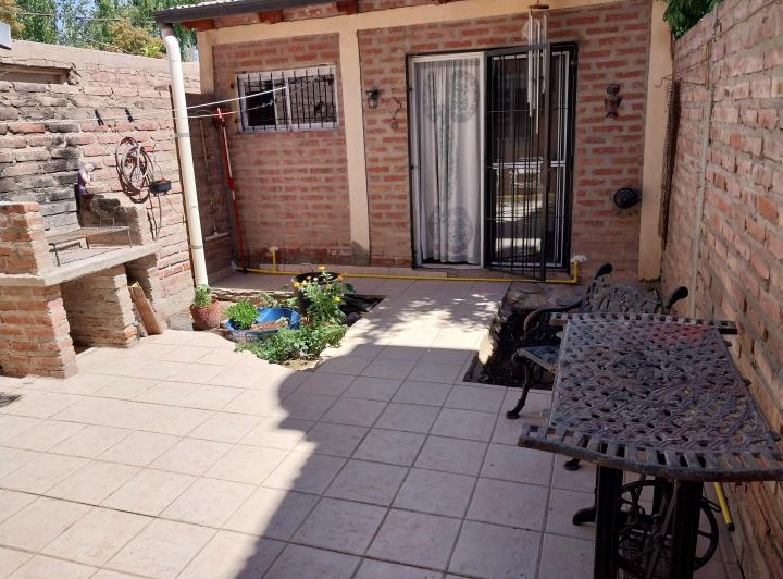Casa · 90m² · 4 Ambientes · 1 Cochera