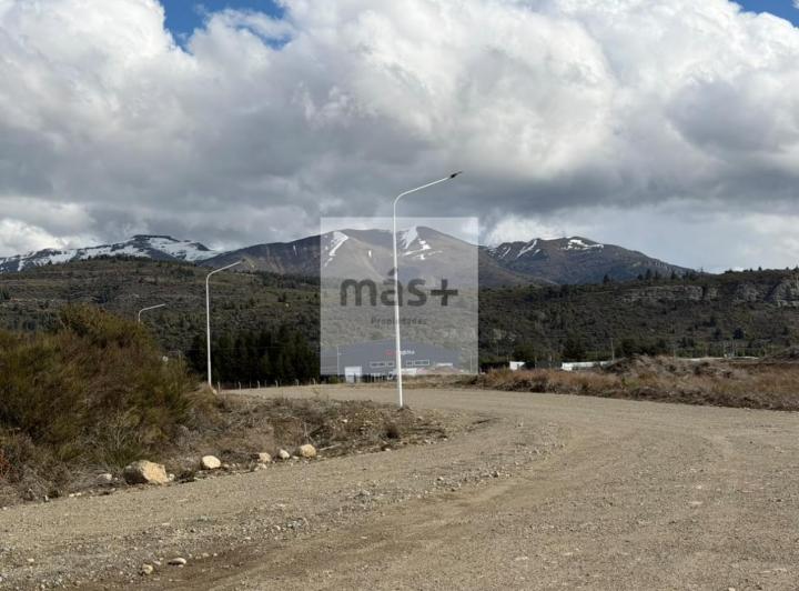 Terreno · 1583m²