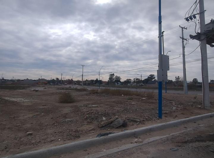 Terreno · 282m²