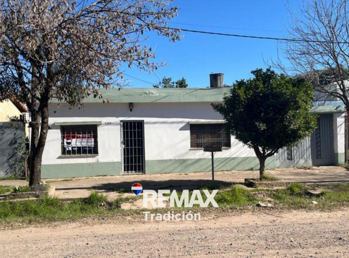 Casa · 95m² · 3 Ambientes · 1 Cochera