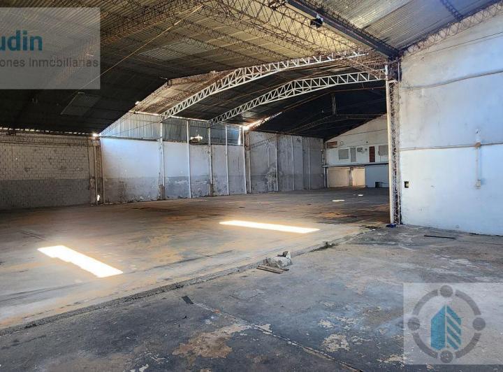 Depósito · 1000m²