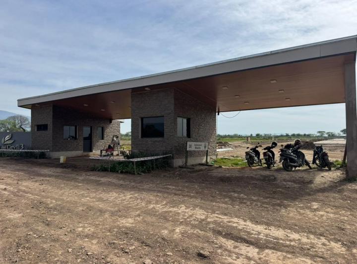 Terreno · 338m²