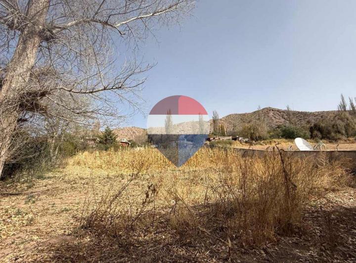 Terreno · 610m²
