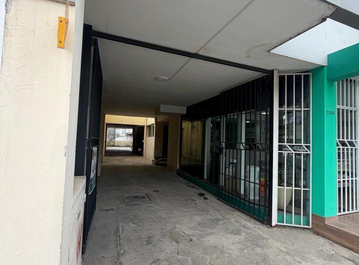 Garage · 15m²