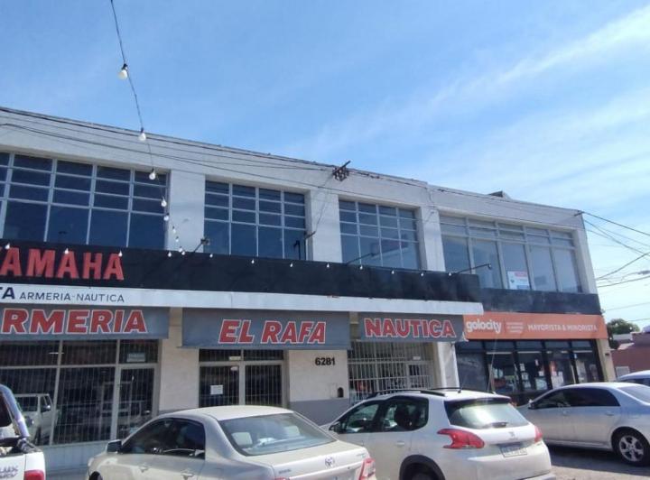Local comercial · 400m²