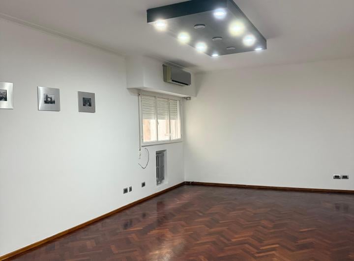 Departamento · 90m² · 5 Ambientes