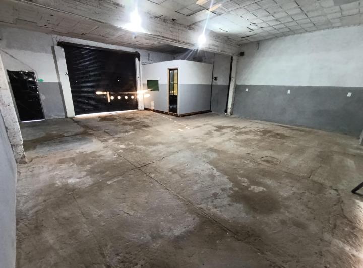 Bodega-Galpón · 110m²