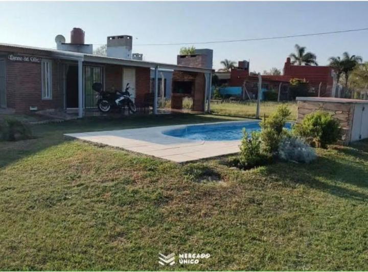 Casa · 100m² · 9 Ambientes