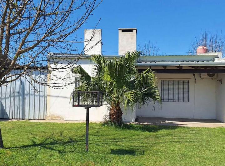 Casa · 80m² · 3 Ambientes · 1 Cochera