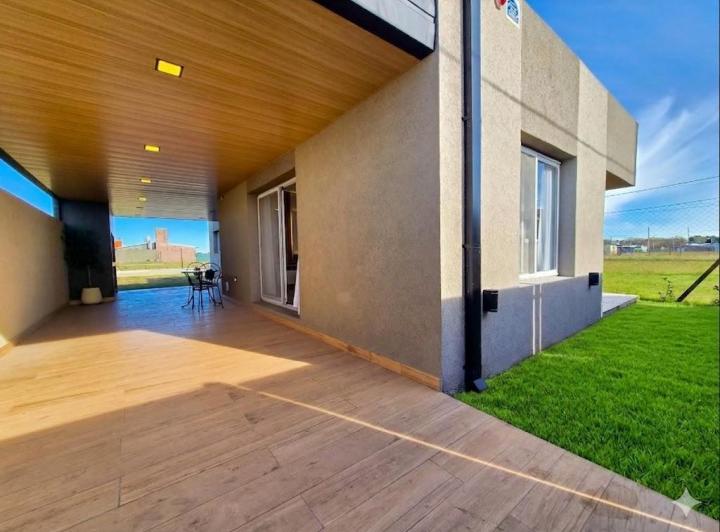 Casa · 123m² · 2 Dormitorios