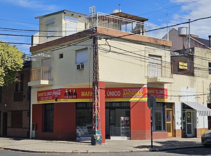 Casa · 1m² · 3 Ambientes