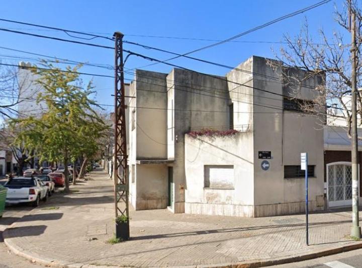 Casa · 145m² · 4 Ambientes · 1 Cochera