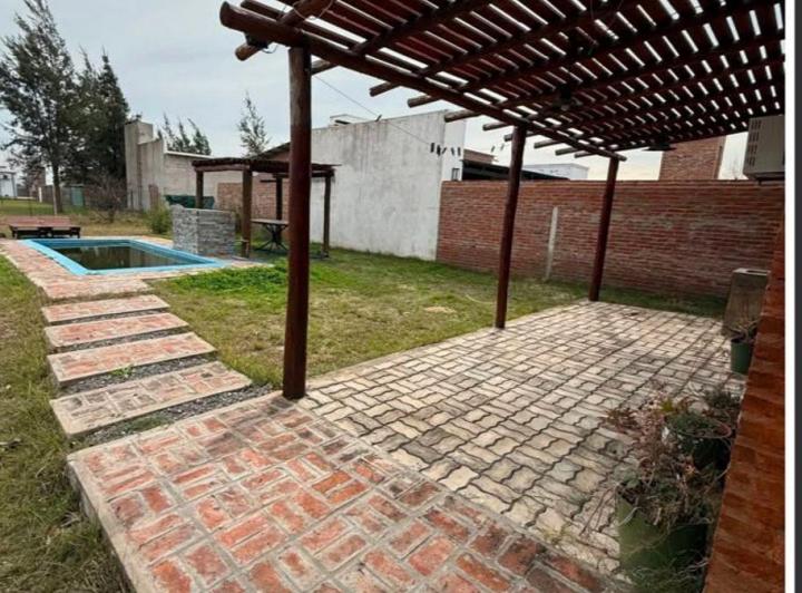 Casa · 100m² · 6 Ambientes