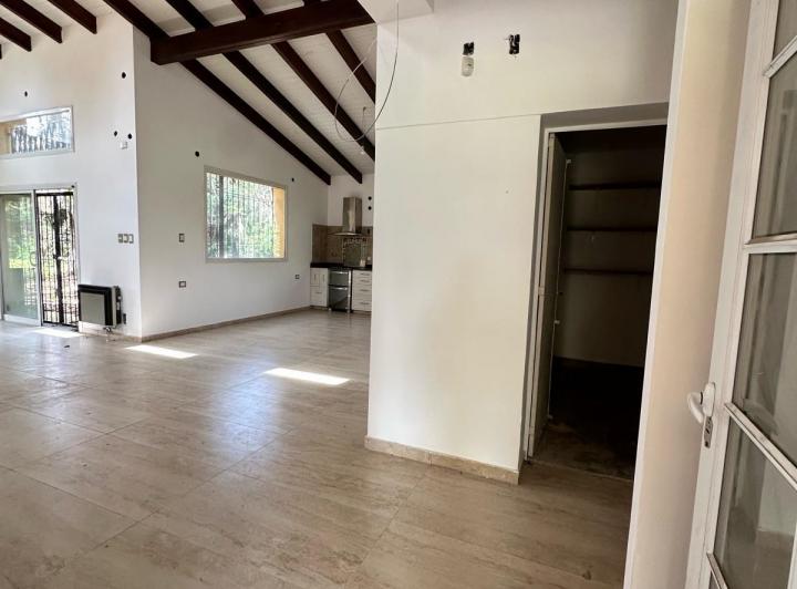 Casa · 228m² · 3 Dormitorios · 1 Cochera