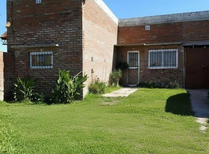 Casa · 105m² · 4 Ambientes · 1 Cochera