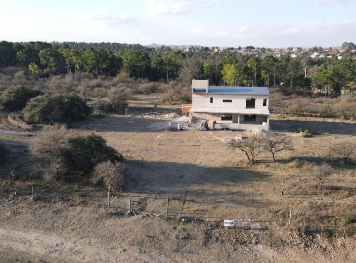 Casa · 205m² · 4 Ambientes · 1 Cochera