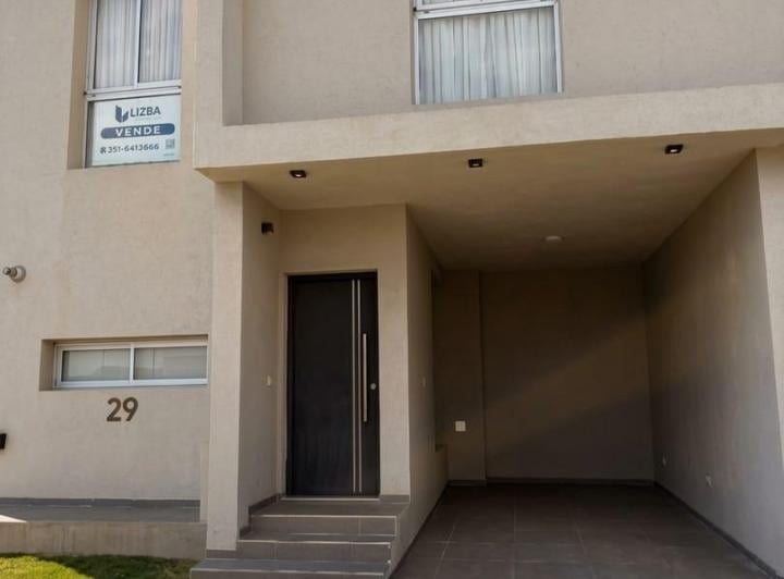 Casa · 86m² · 2 Ambientes · 1 Cochera