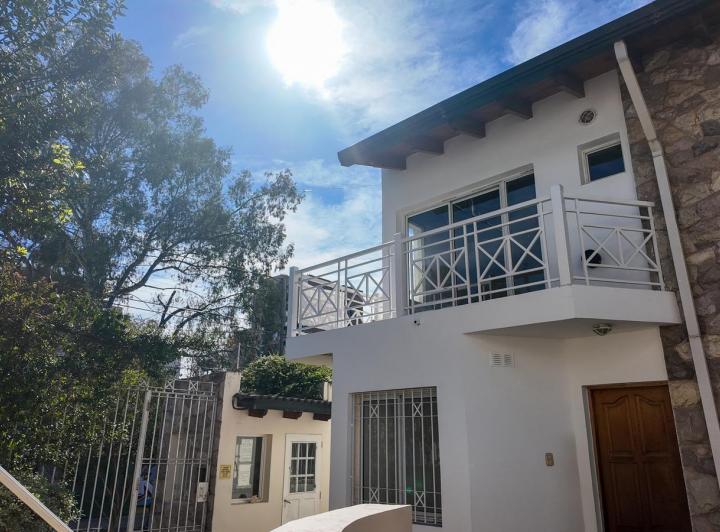 Casa · 92m² · 3 Ambientes · 1 Cochera