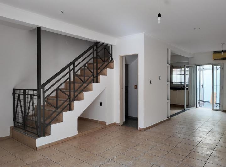 Casa · 90m² · 3 Ambientes · 1 Cochera