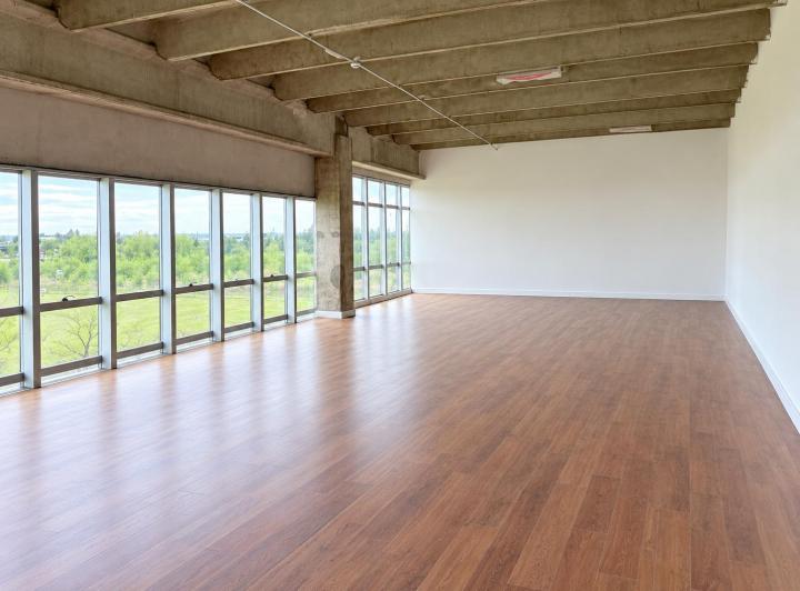 Oficina comercial · 120m² · 1 Cochera