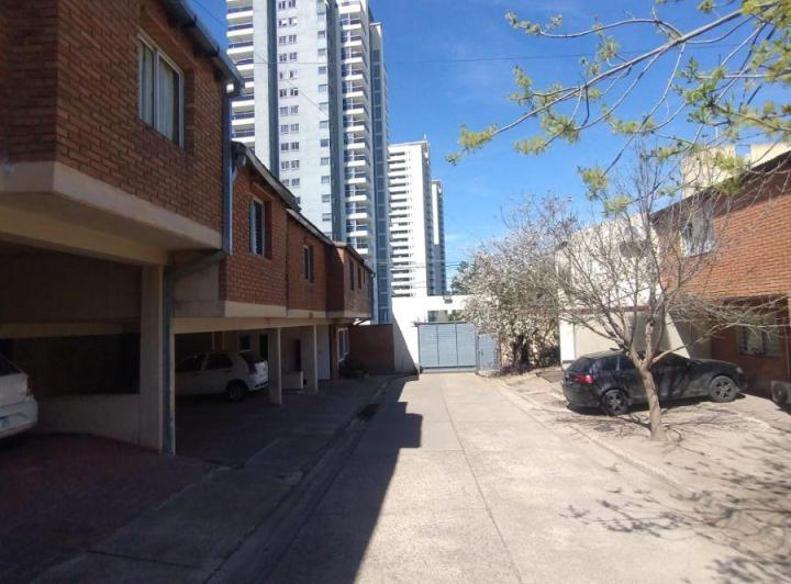 Departamento · 60m² · 4 Ambientes · 1 Cochera