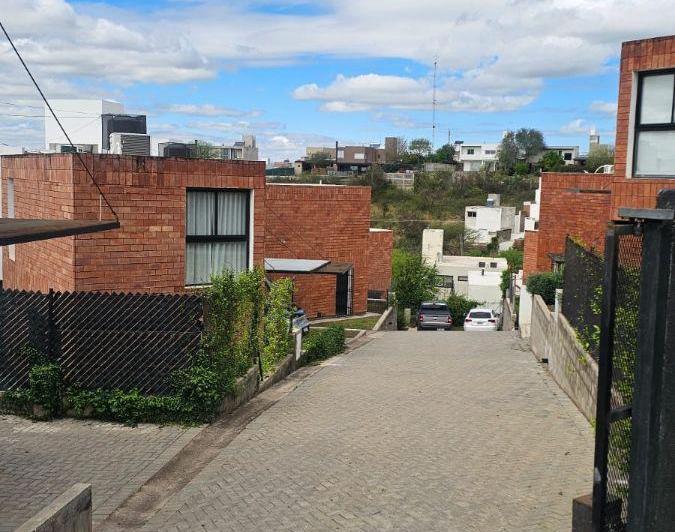PH · 80m² · 5 Ambientes · 1 Cochera