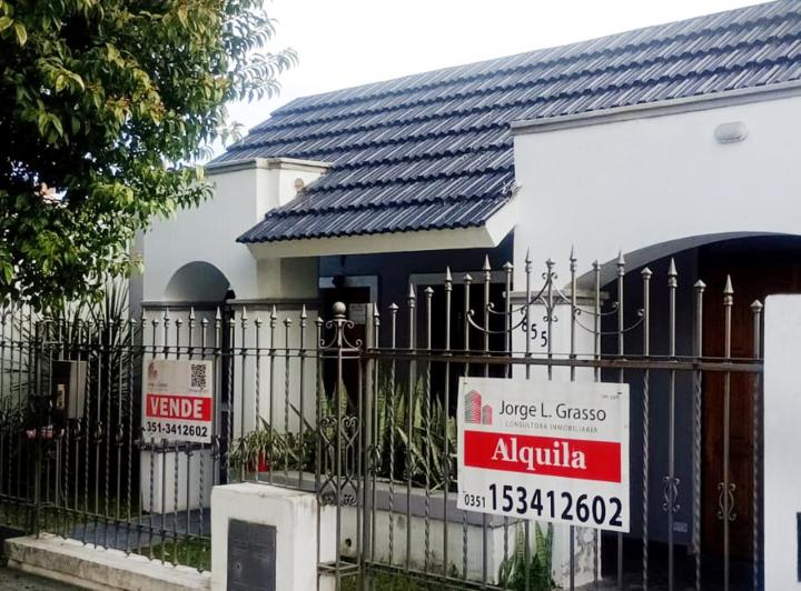 Casa · 292m² · 5 Ambientes · 1 Cochera