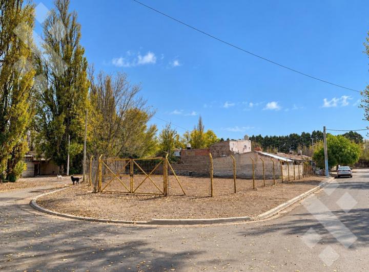 Terreno · 561m²