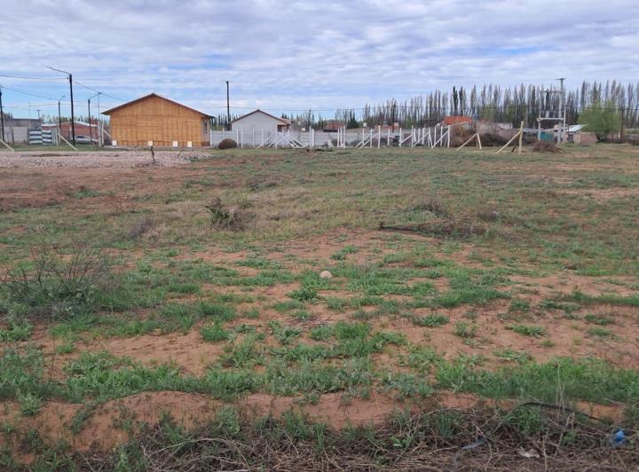 Terreno · 325m²