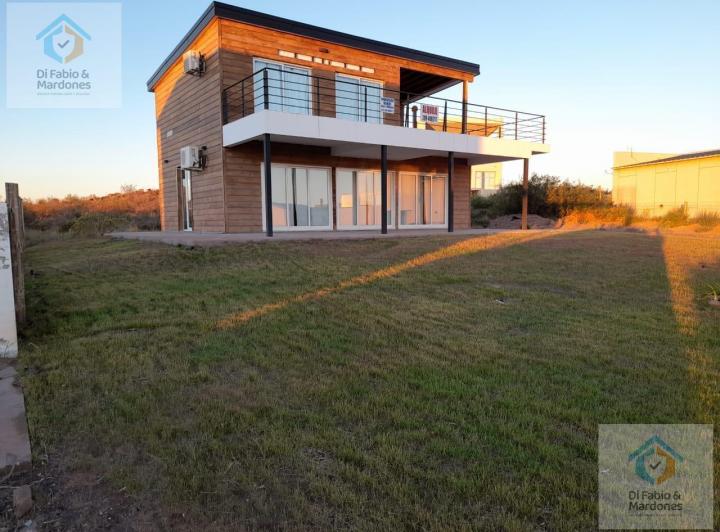 Casa · 130m² · 3 Ambientes