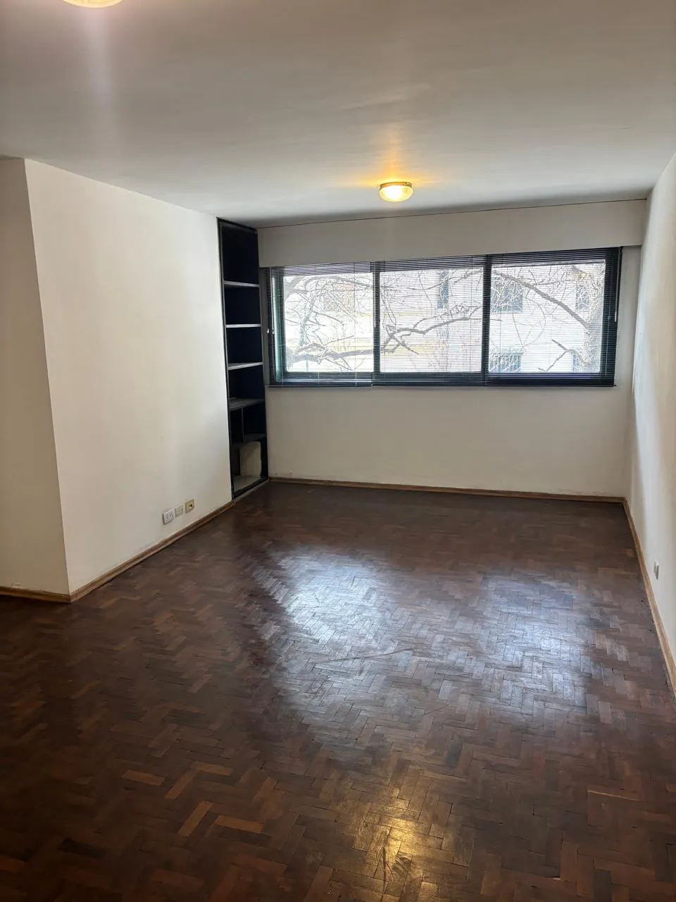 VENDE SOMA DEPTO DOS DORM DOS BAÑOS ZONA PATIO OLMOS